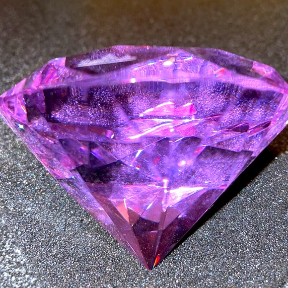 COPY - Diamond paperweight - Picture 4 of 8